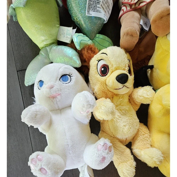 LOT OF 6 DISNEY BABIES & DISNEY STORE PLUSH Ariel Pluto Lady Moana Aristocats - Picture 4 of 9